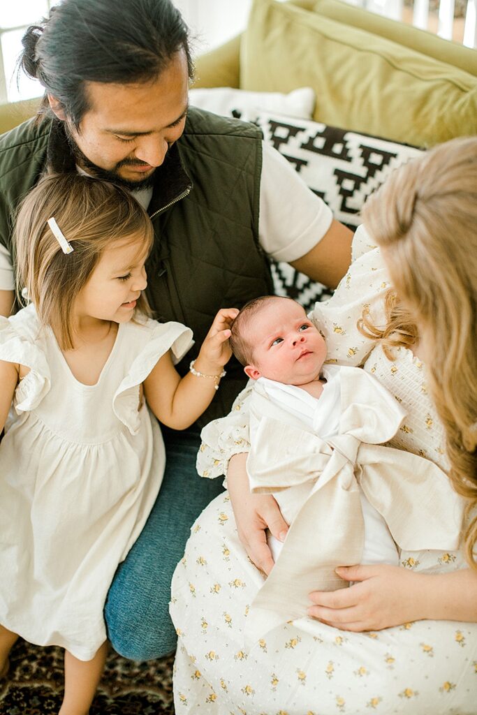 Bright and Fun At-home Newborn Session; Richmond, Virginia Luxury Motherhood Photographer; Kara Powers photography; Newborn Photographer