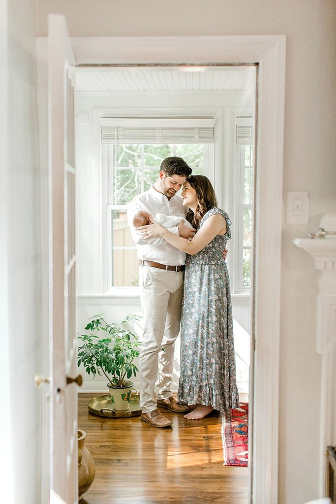 Why Morning Light is Perfect for Newborn Sessions; Richmond, Virginia Luxury Motherhood Photographer; Kara Powers photography; 