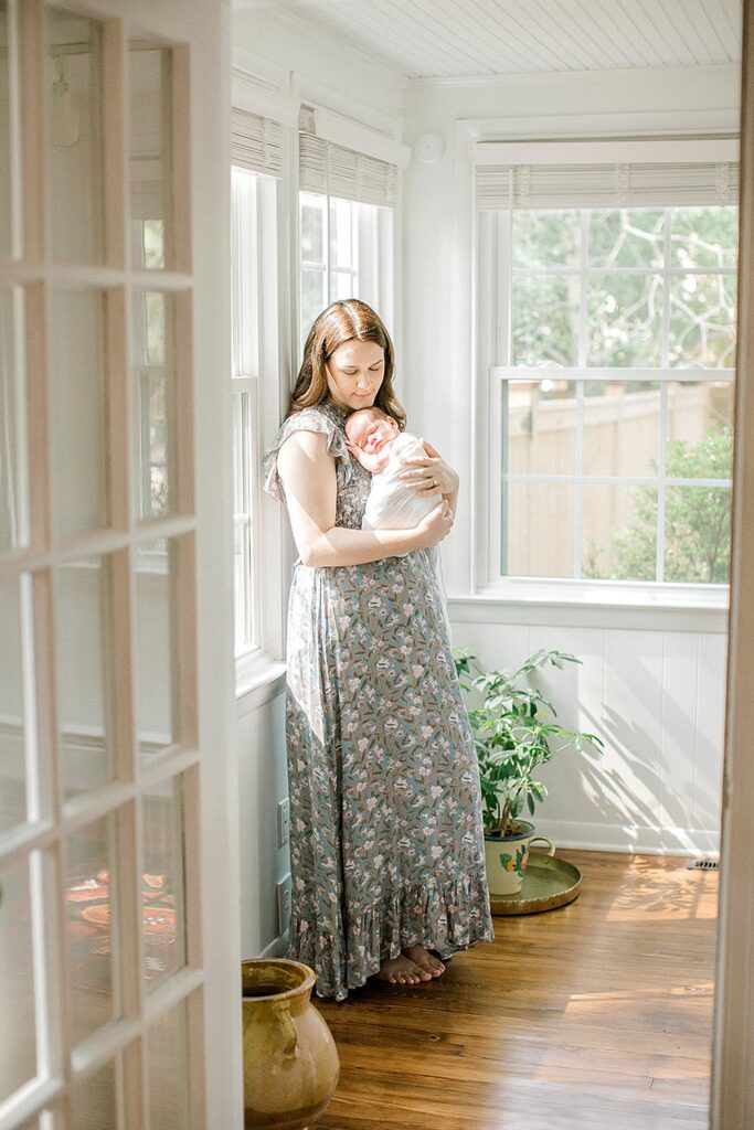 Why Morning Light is Perfect for Newborn Sessions; Richmond, Virginia Luxury Motherhood Photographer; Kara Powers photography; 