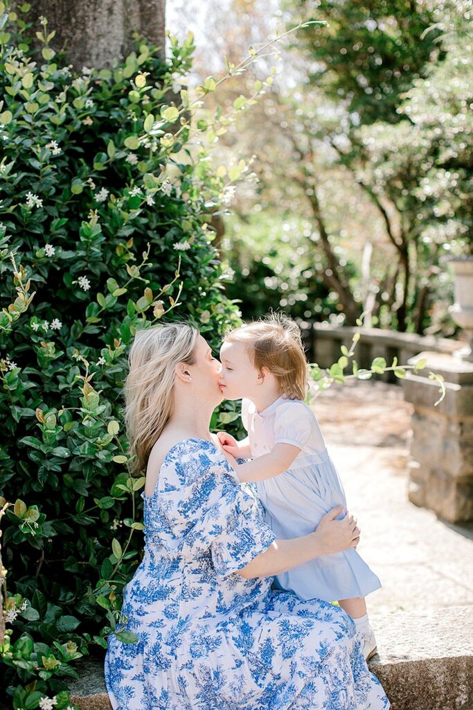 Maymont Park Maternity Session; Richmond, Virginia Luxury Motherhood Photographer; Kara Powers photography; Newborn Photographer