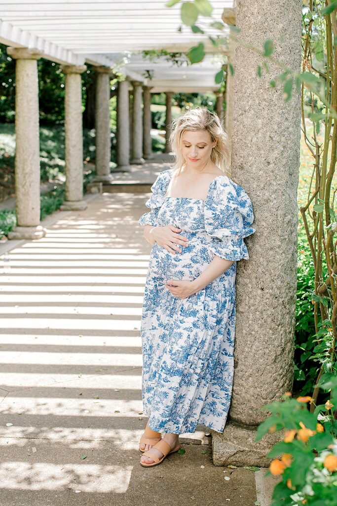 Maymont Park Maternity Session; Richmond, Virginia Luxury Motherhood Photographer; Kara Powers photography; Newborn Photographer